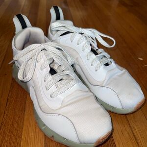 White Low-Top Reeboks with Olive Accent